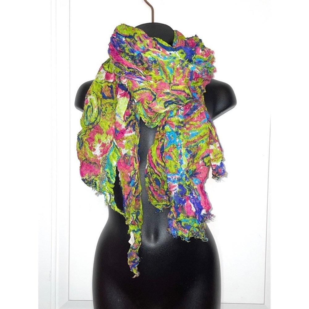 Green scarf